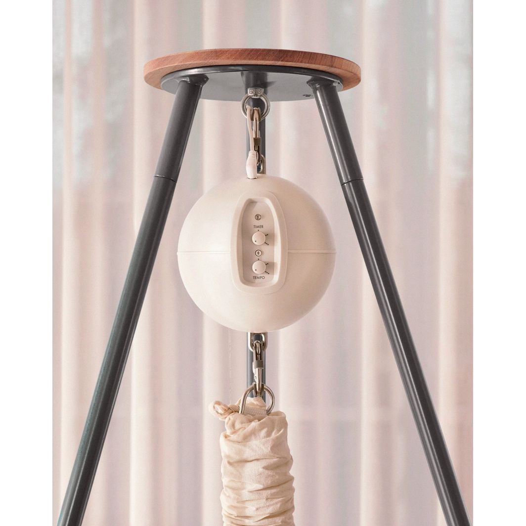 Moonboon Classic Bundle: Cradle Hammock with Connect Classic Motor and Stand - Nature