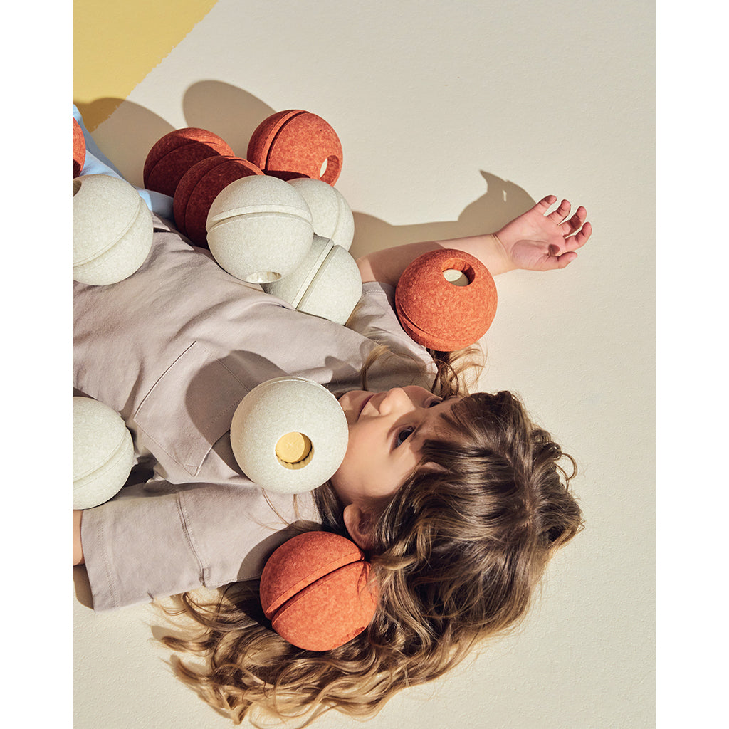 Modu 3 Foam Balls, Sand Grey/Honey Yellow