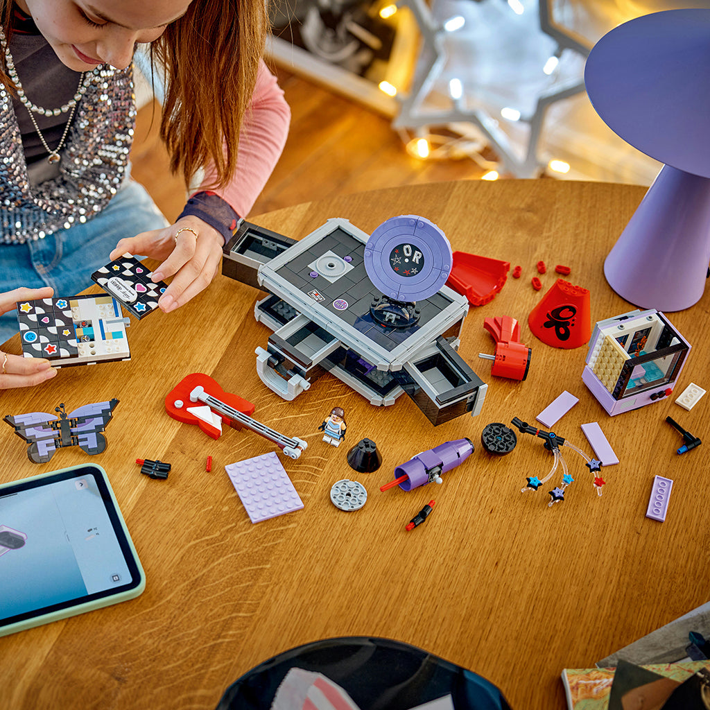 LEGO® Editions Olivia Rodrigo’s Secret Suitcase