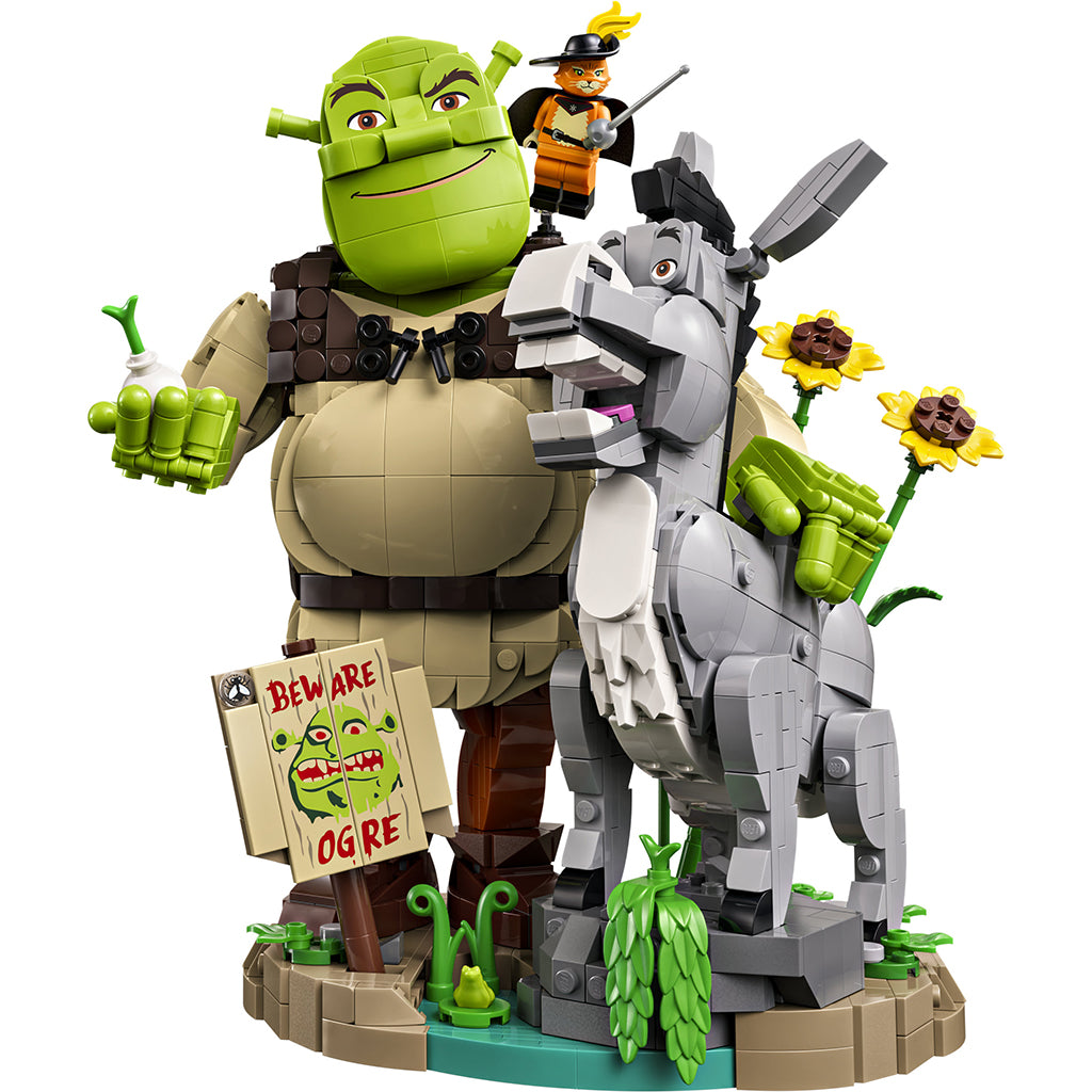 LEGO® Shrek: Shrek, Donkey, and Puss in Boots