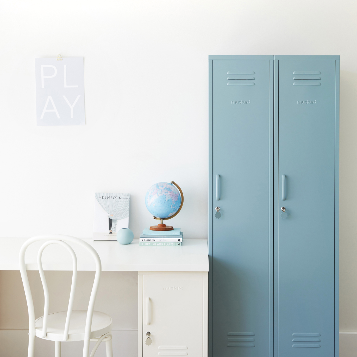 Mustard Made The Skinny Cabinet, Ocean