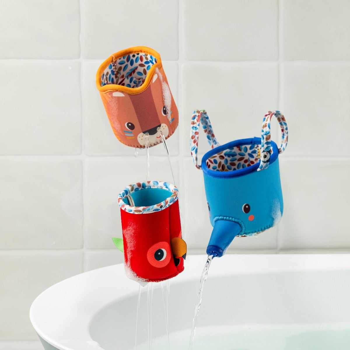 Lilliputiens Bath Toy, Jack 3 Bath Cups