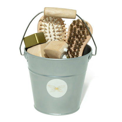 By Astrup Water and Feed Bucket for Hobby Horse, Without Accessories