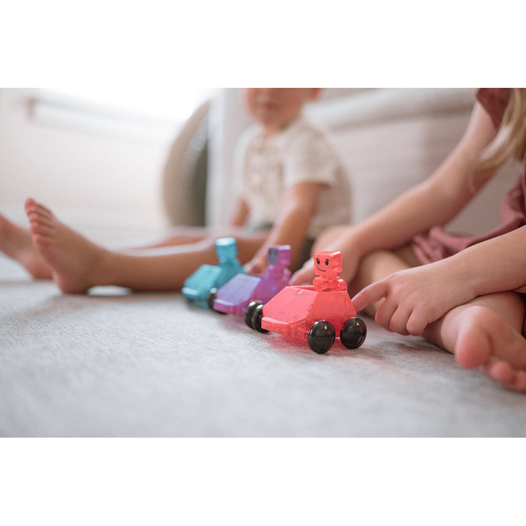 Magna-Tiles Dashers, Magnetic Building Set with 6 Pieces