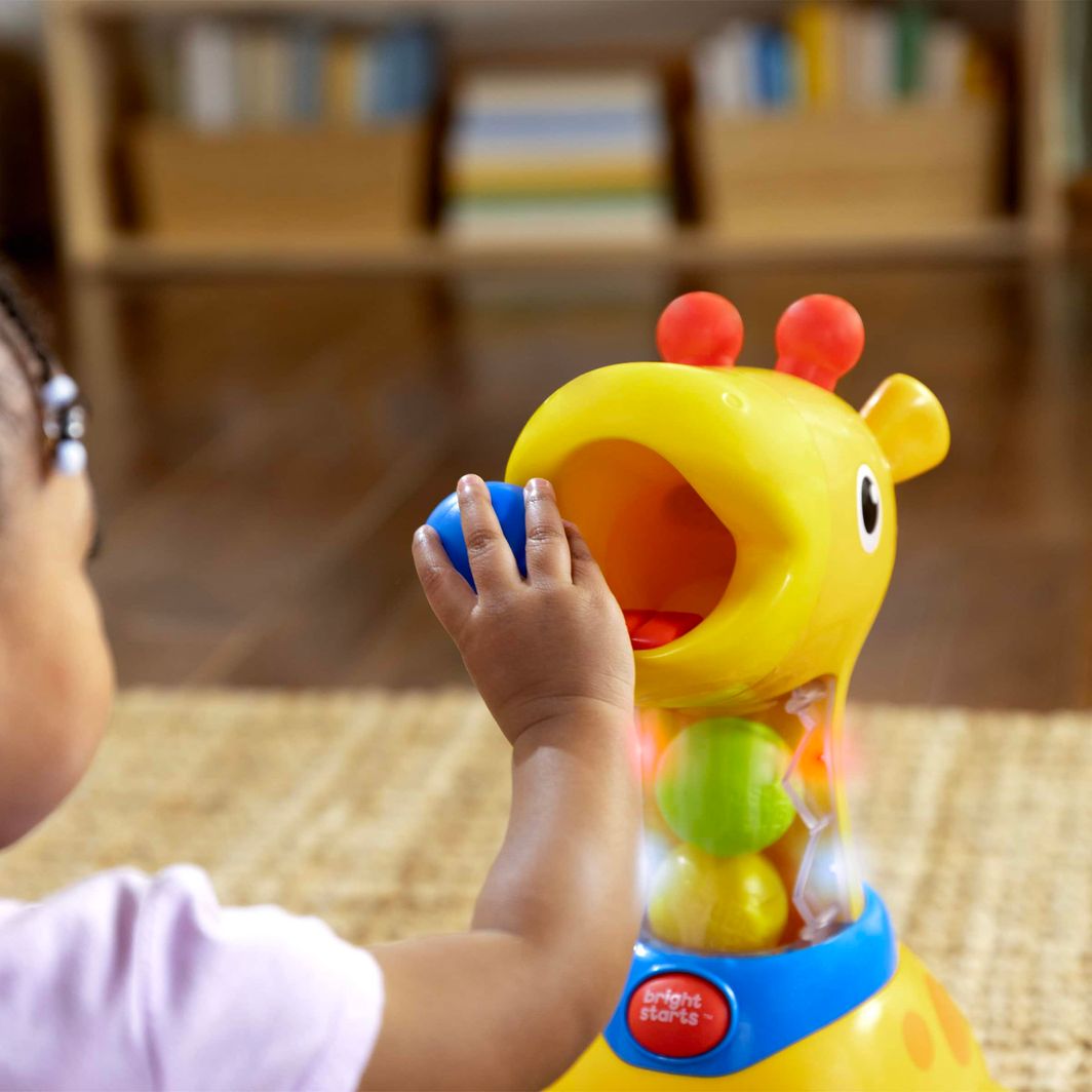 Bright Starts Baby Toy with Lights and Sounds, Spinnin’ Spots Giraffe™ Ball Game