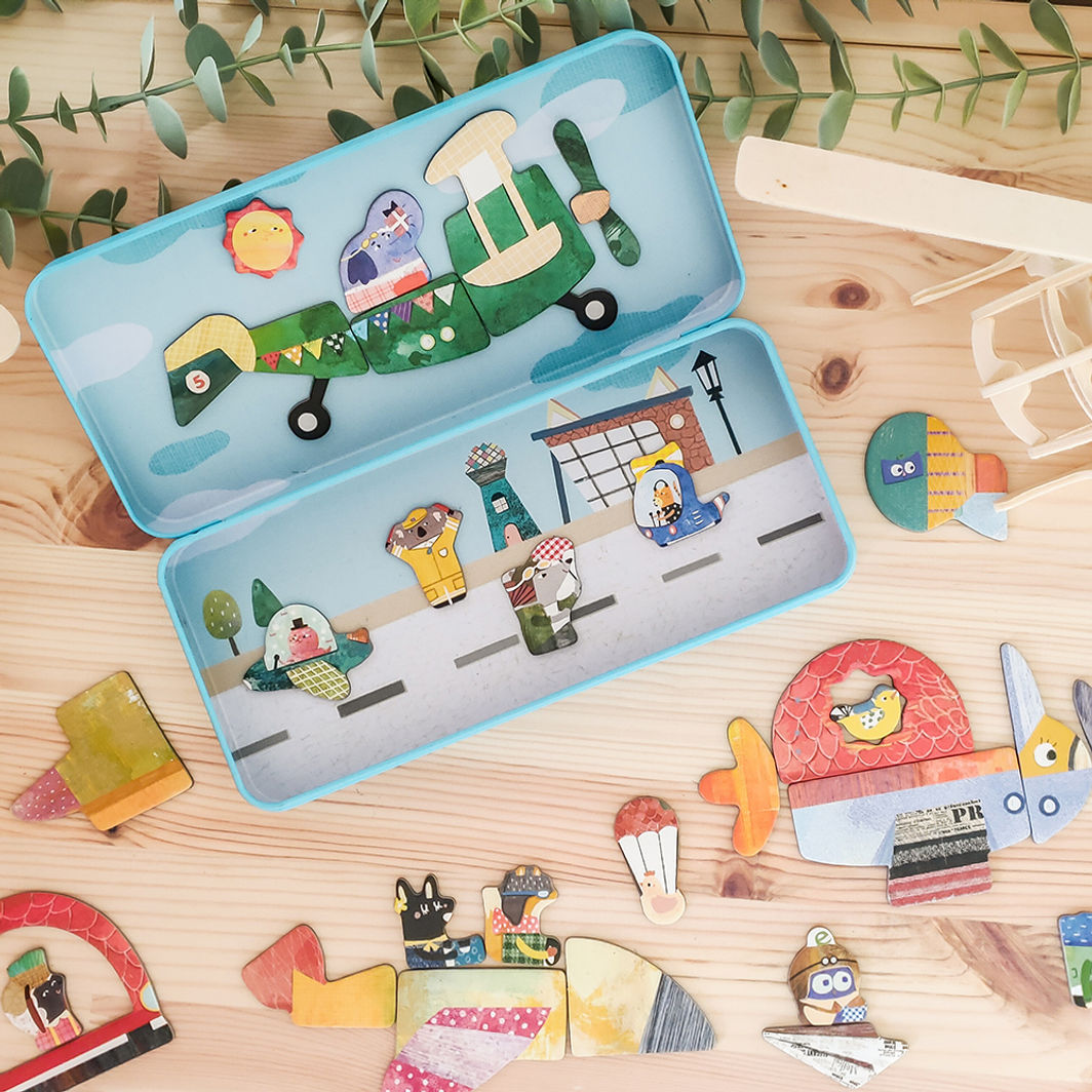 mierEdu Magnetic Travel Set, Airplanes