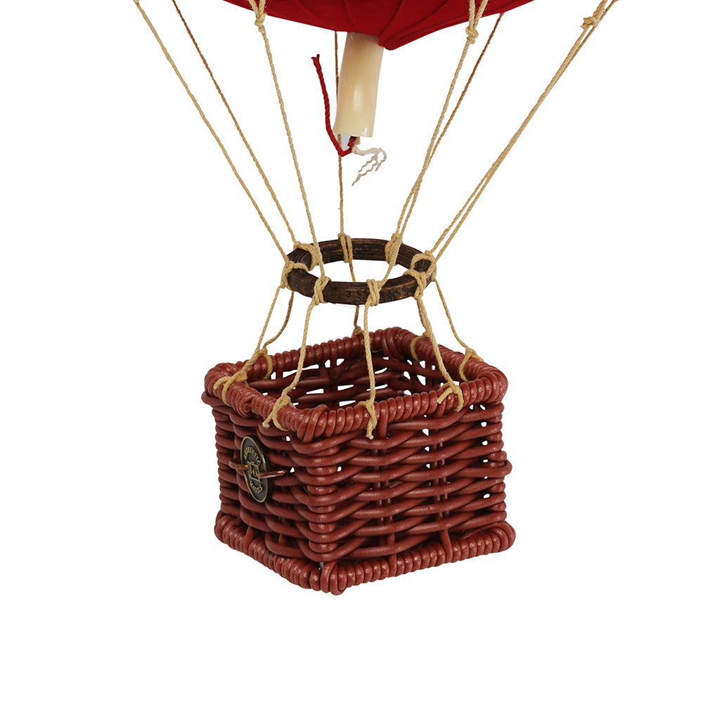 Hot Air Balloon in Velvet Red – H: 30 x D: 18 cm