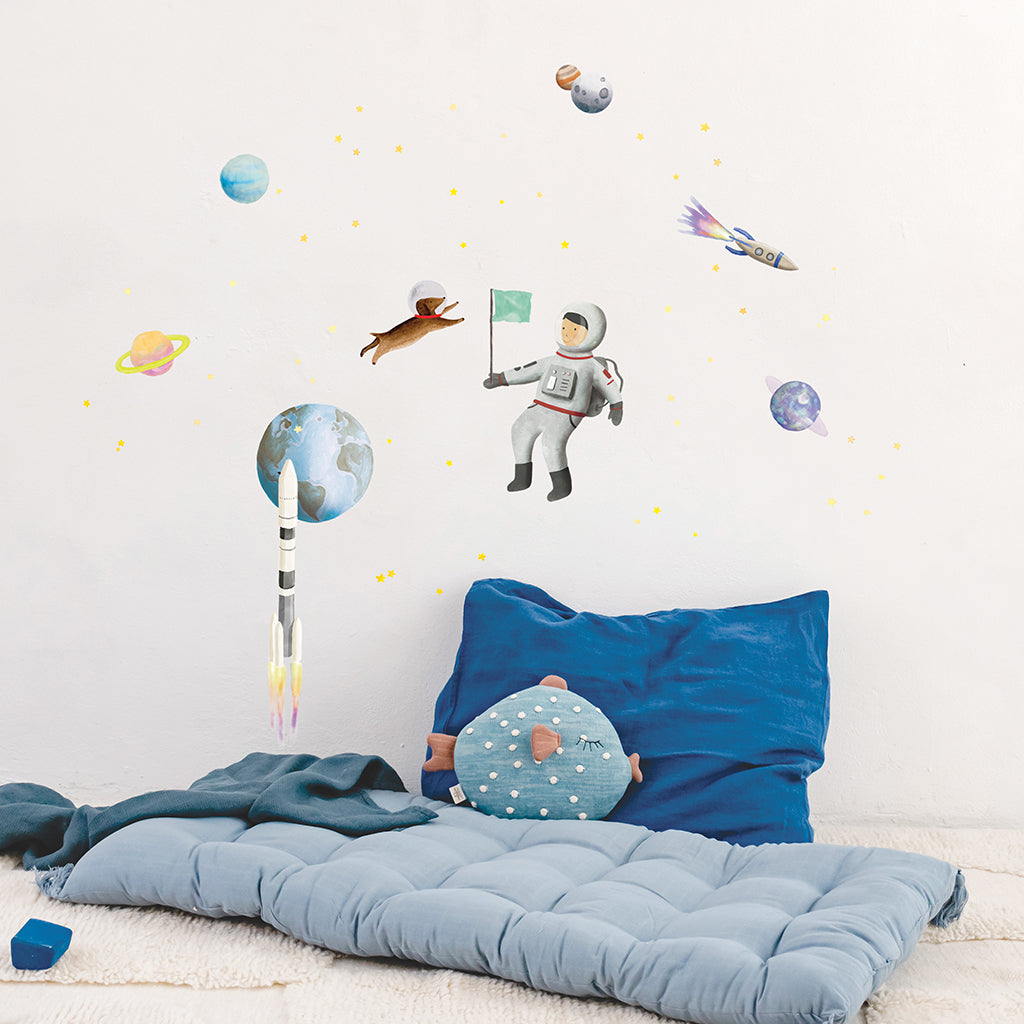 Mimi lou Wallsticker, Space