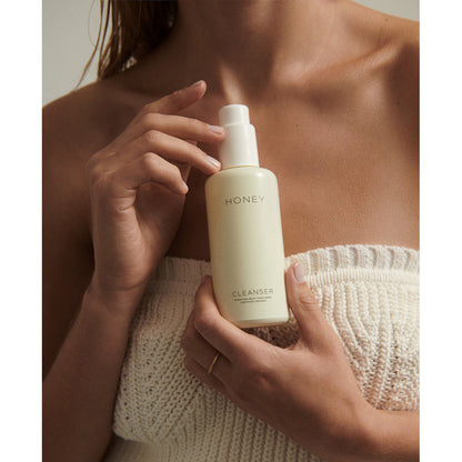 Honey Cleanser: Purifying Facial Wash