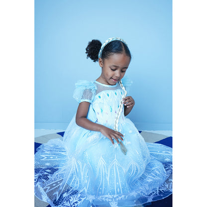 Den goda Fen, Ice Princess Dress with Headband and Braid – Available in sizes 2-4 years, 4-6 years, 6-8 years, and 8-10 years