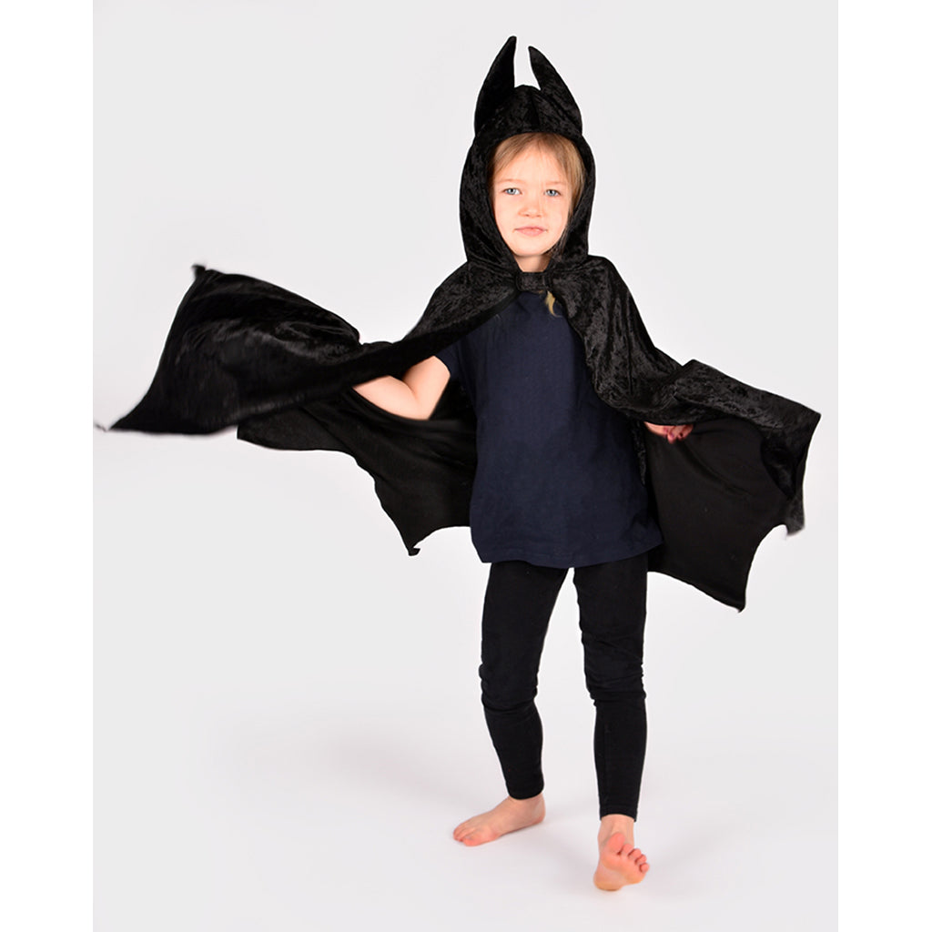 Den Goda Fen Costume, Batgirl or Batman Cape - Ages 1-8