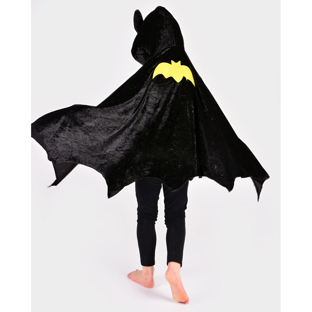 Den Goda Fen Costume, Batgirl or Batman Cape - Ages 1-8