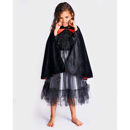 Den Goda Fen Costume, Vampire Cape - Ages 4-8 Years