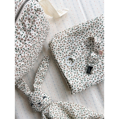 Konges Sløjd Changing Accessories, 4-Piece Gift Box - Milk Tank