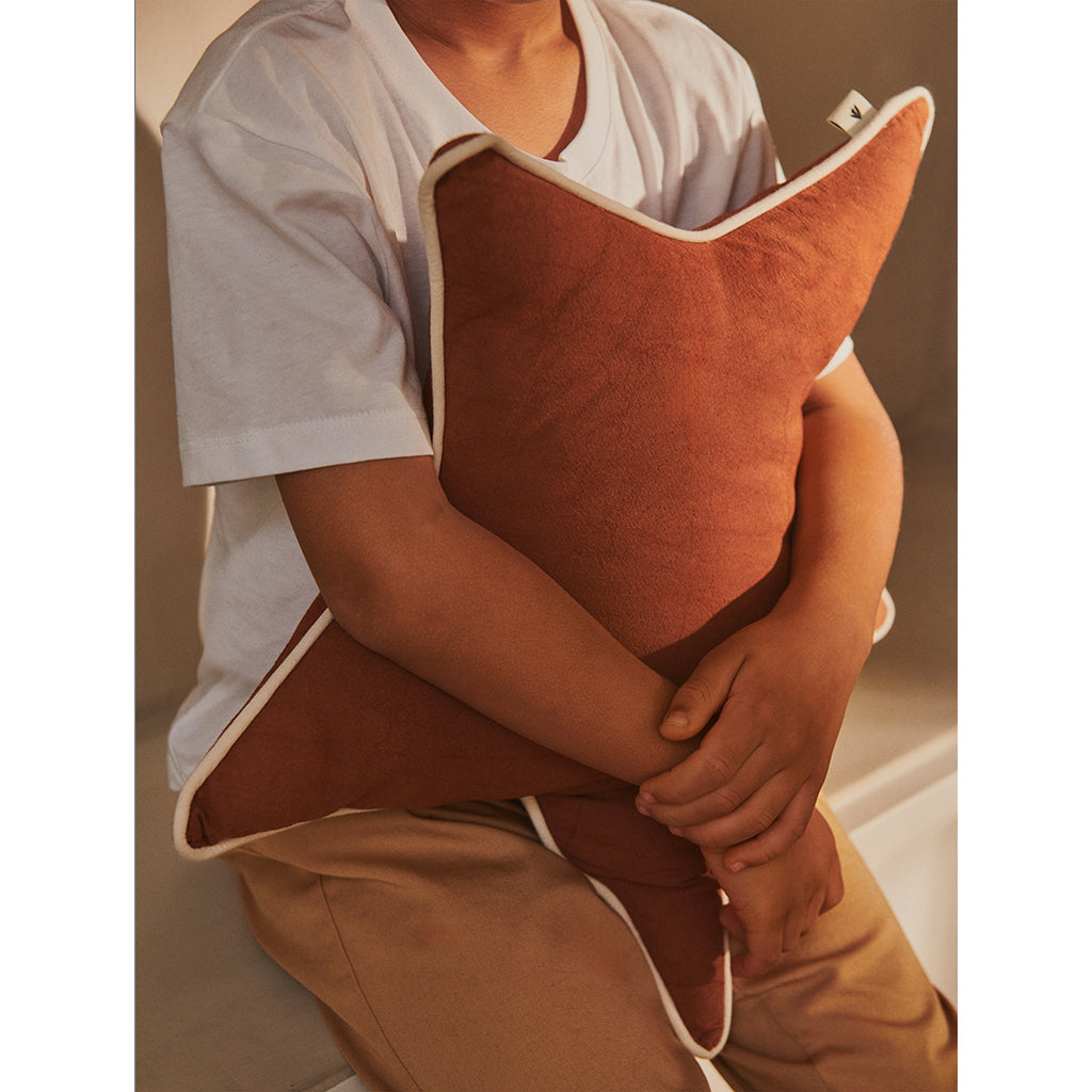 ferm Living stjernepude, Brown clay - Ø: 48 cm