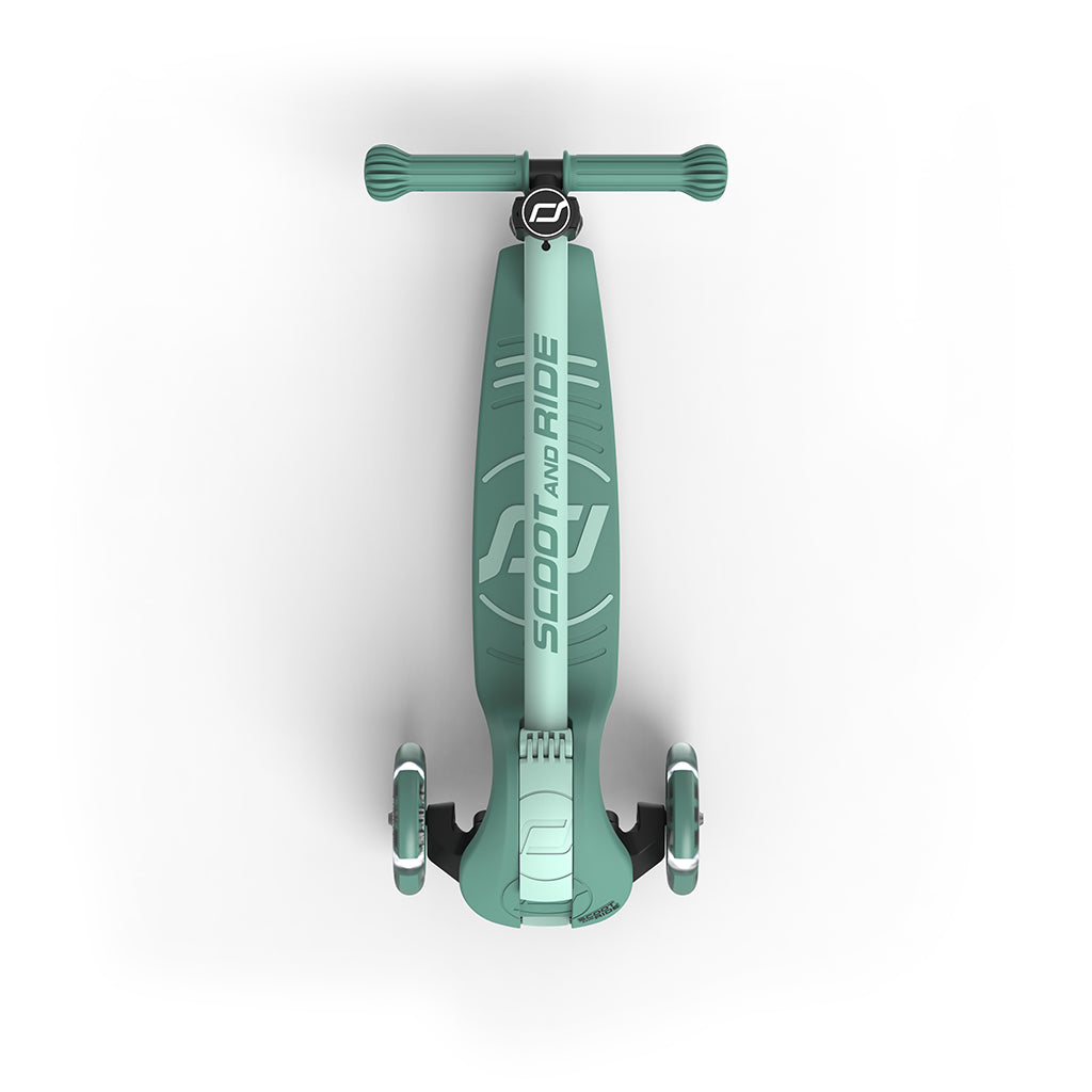 Scoot and Ride Highway Kick 3S, Kick Scooter – LED Forest