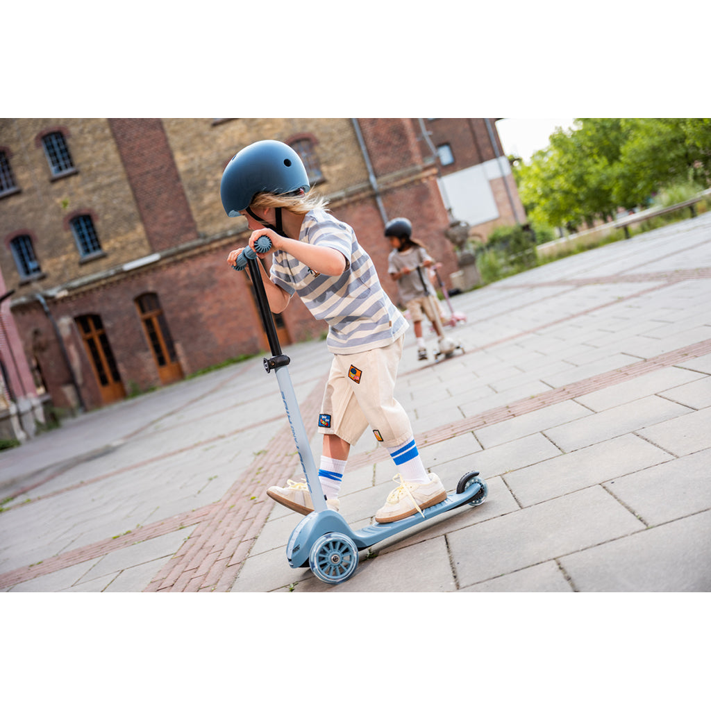 Scoot and Ride Highway Kick 3S, Kick Scooter – LED Forest