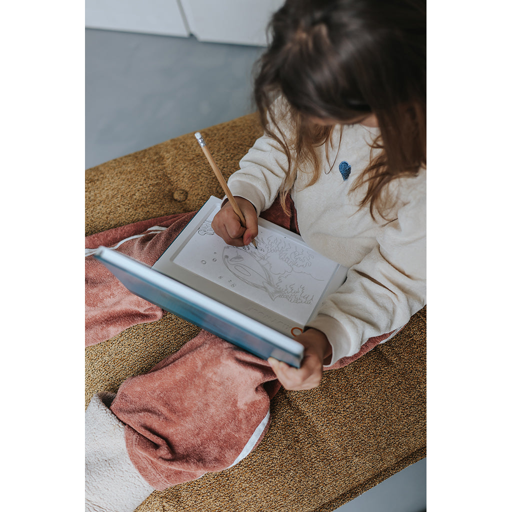 Kidywolf Kidydraw, Drawing Board with Light and Animal Stencils