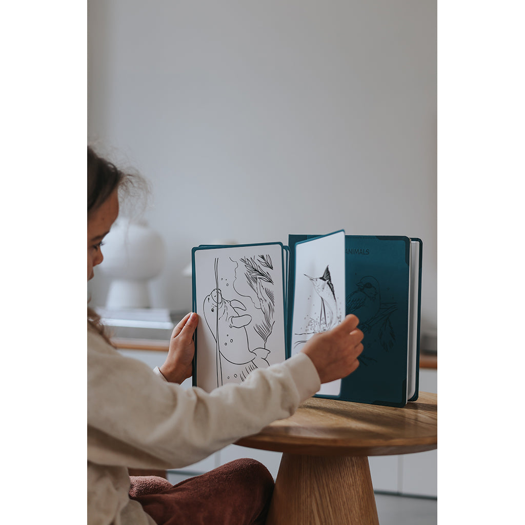 Kidywolf Kidydraw, Drawing Board with Light and Animal Stencils