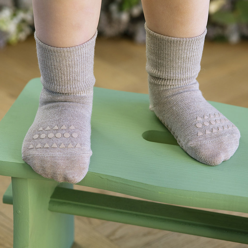 GoBabyGo Bamboo Non-Slip Socks with Rubber Grips – Sand