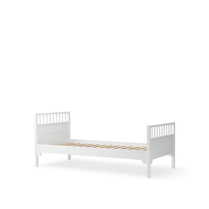 Oliver Furniture Seaside Bed – White