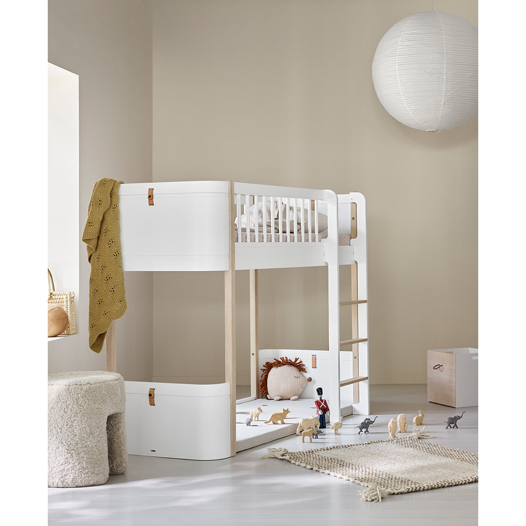 Oliver Furniture, Wood Mini+ Half-High Bed – White/Oak