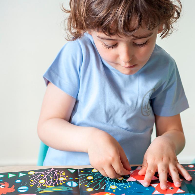 Poppik Paper Sticker Mosaic Poster with 750 Stickers – Aquarium