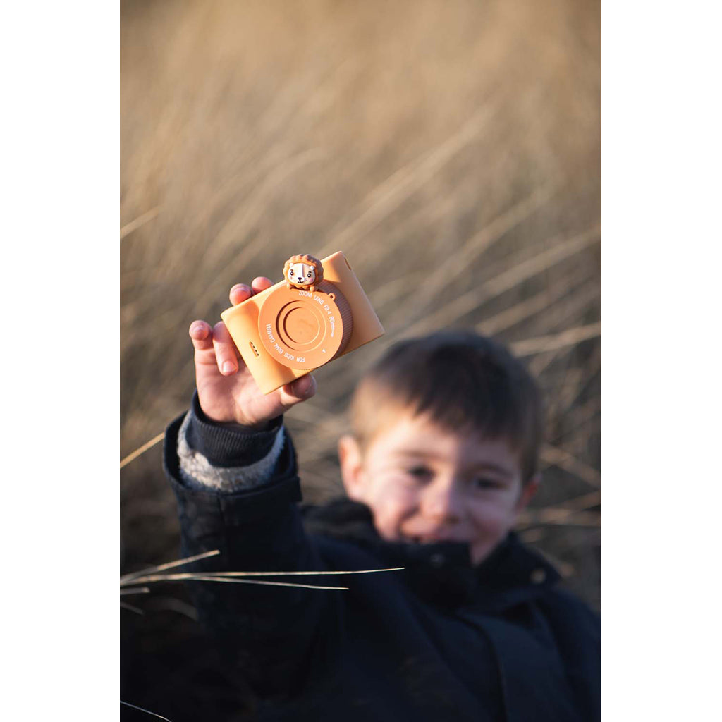 The ZooFamily, Urban Zoo Kids Camera, Ages 5-10 - Lion