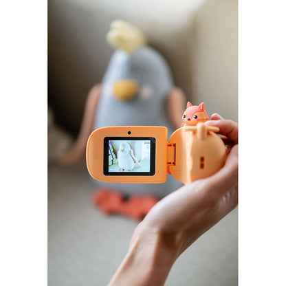 The ZooFamily, Zoo Video Camera, Ages 5-11 - Fox