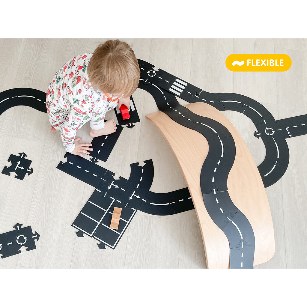 Waytoplay Rubber Car Track, 40 Pieces - King of the Road