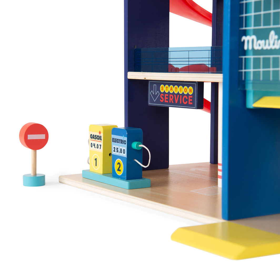 Moulin Roty Parking Garage, Avenue du Moulin