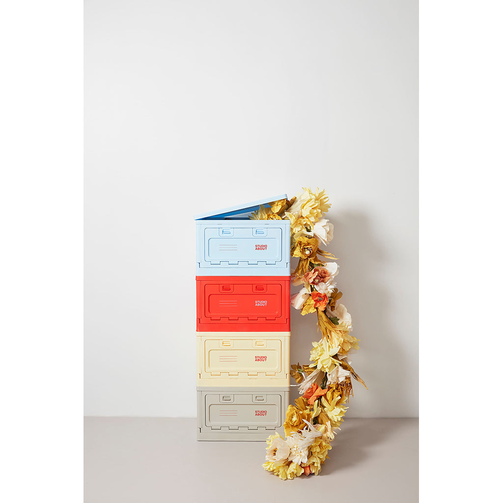 Studio About, Box Medium - Red