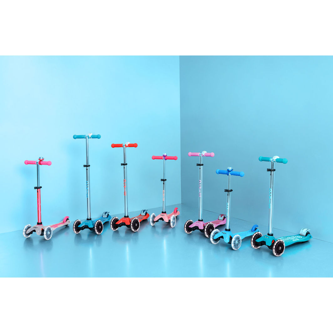 Micro Scooter, Mini Deluxe Glow LED Plus – Frosty Pink
