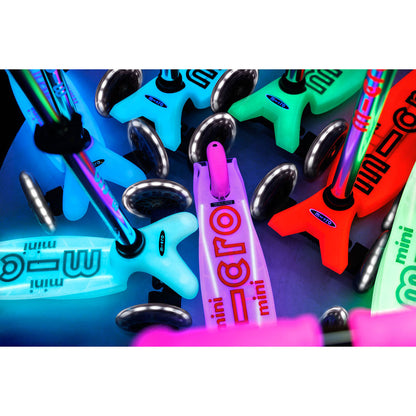 Micro Scooter, Mini Deluxe Glow LED Plus – Frosty Pink