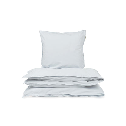 Studio Feder juniorsengetøj, økologisk percale - Light blue