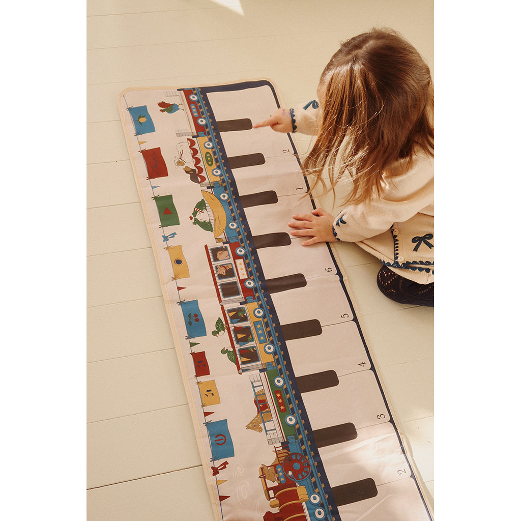 Konges Sløjd Floor Piano, Multi