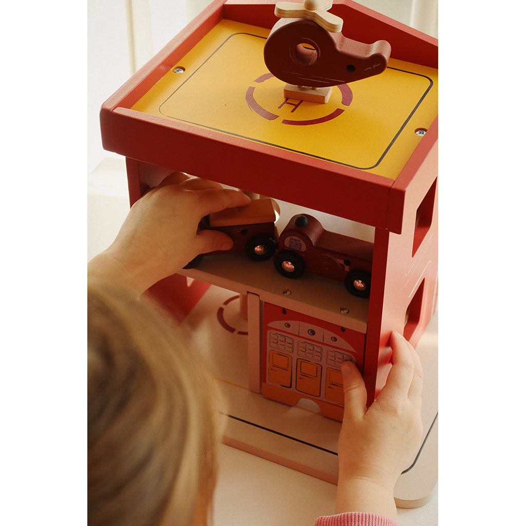 Konges Sløjd Wooden Fire Station