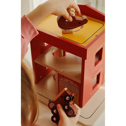 Konges Sløjd Wooden Fire Station