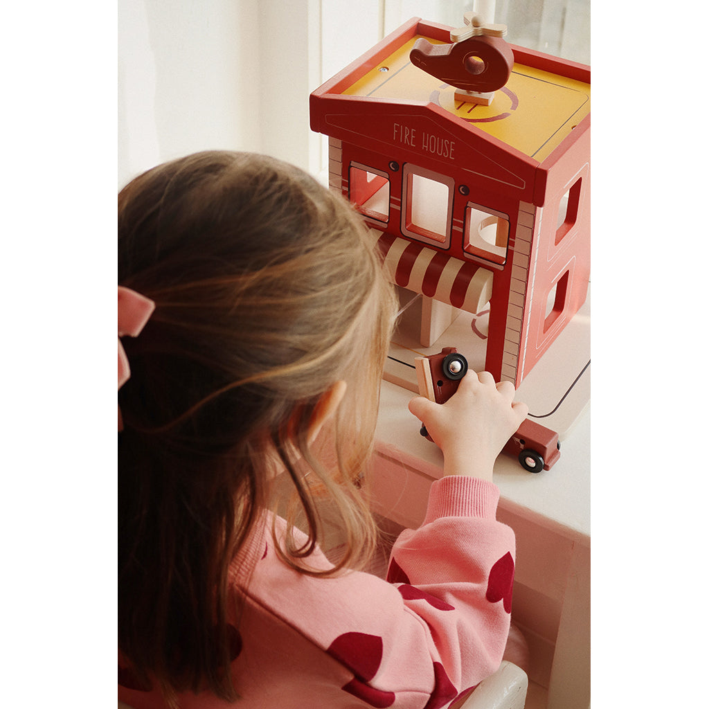 Konges Sløjd Wooden Fire Station