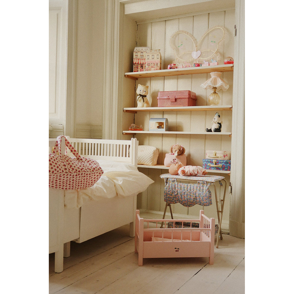 Konges Sløjd Wooden Doll Bed, Pink