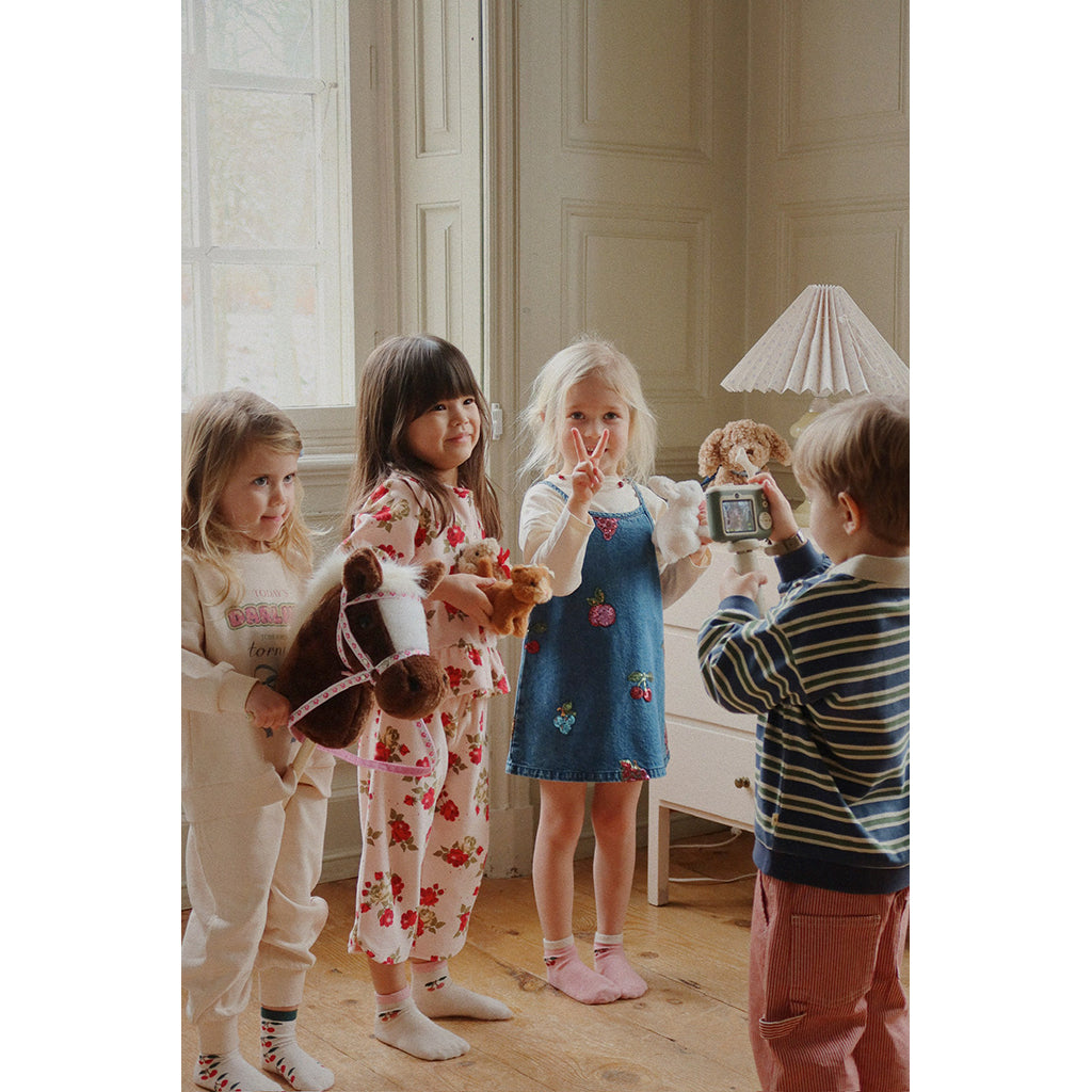 Konges Sløjd, My First Camera – Cherry