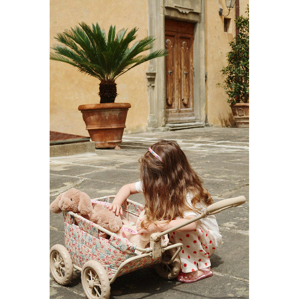 Konges Sløjd Doll Wagon, Vienna