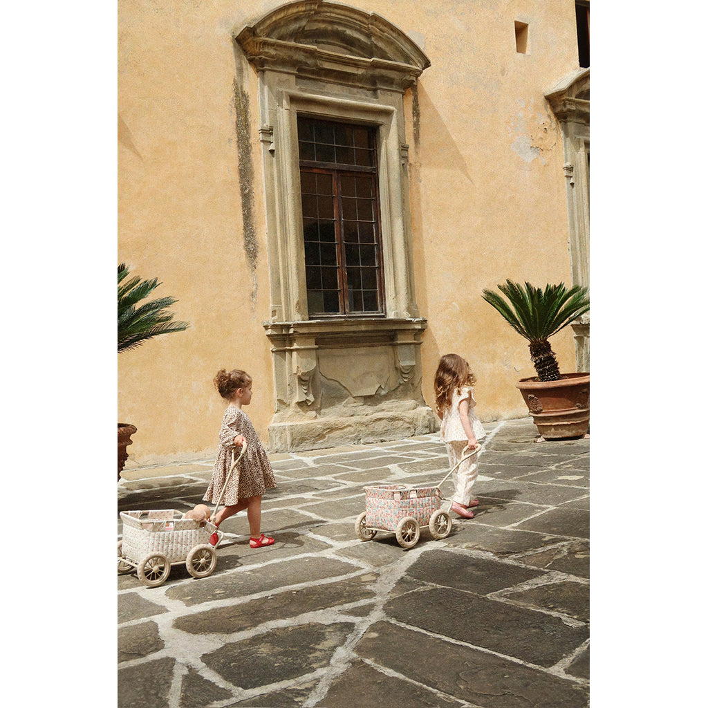 Konges Sløjd Doll Wagon, Vienna