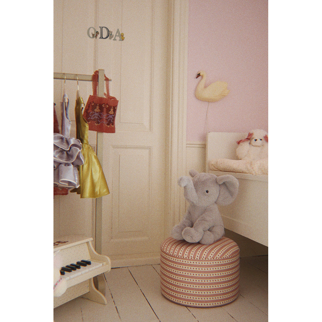 Konges Sløjd Wall Lamp, Swan - Beige