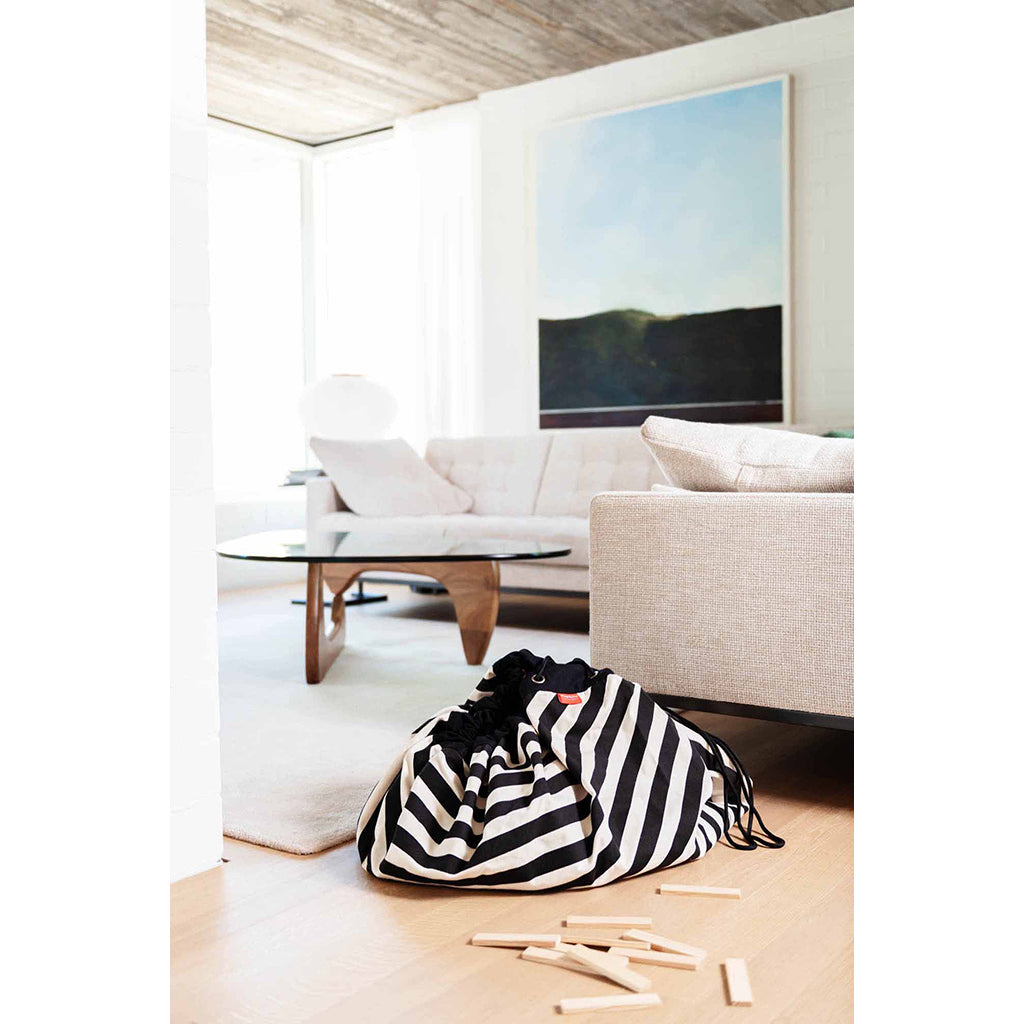 Play&amp;Go 2-in-1 Mat, Stripes Black