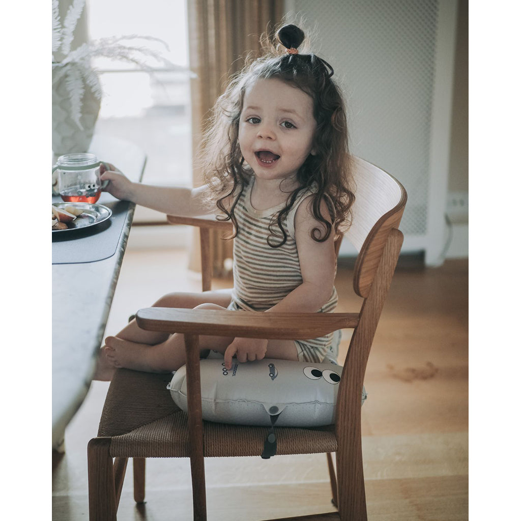 Noui Noui Have a Seat, Inflatable Seat Cushion for Children - Wheels