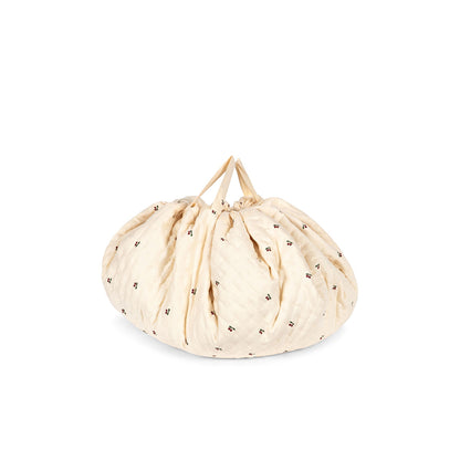 Konges Sløjd Play Mat and Storage in One, Cherry