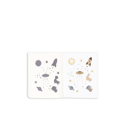 Konges Sløjd Activity Book with Colour Pencils and Stickers – Multi