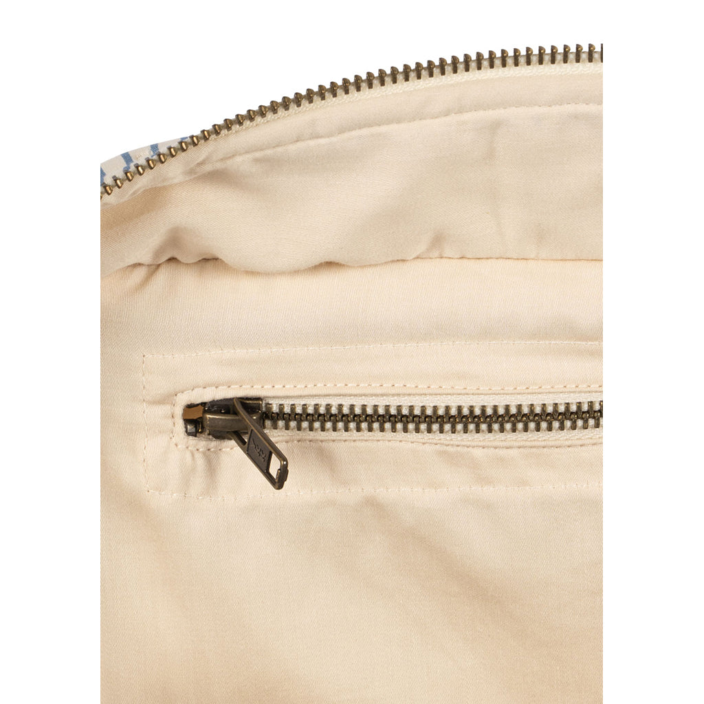 Konges Sløjd Large Quilted Toiletry Bag - Stripe Blue