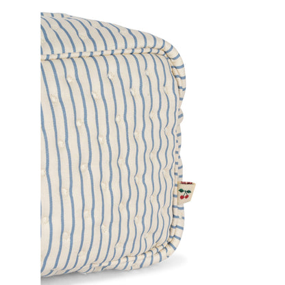 Konges Sløjd Quilted Toiletry Bag, Small - Stripe Blue